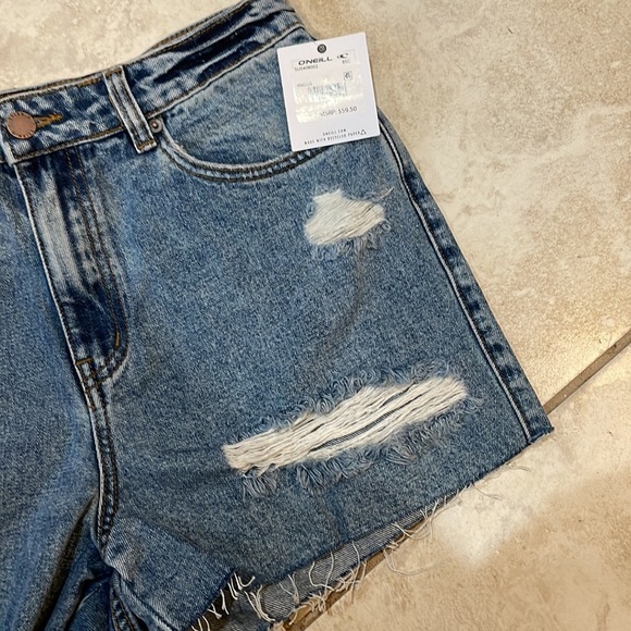 NWT! O’Neill Angus Destroyed Denim Shorts 30 - Picture 5 of 8